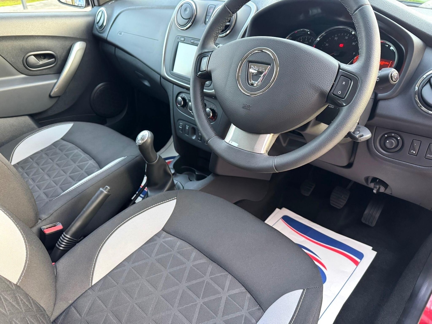 Used Dacia Sandero Stepway 2014 for sale - 76952670: Photo 20