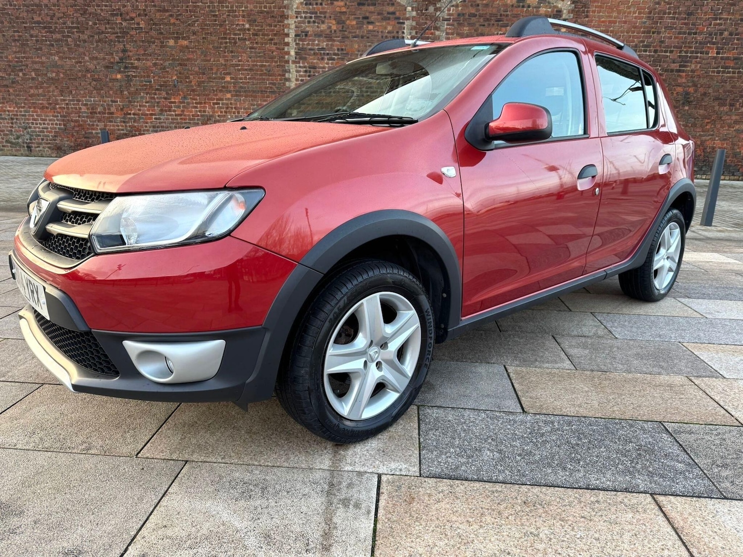 Used Dacia Sandero Stepway 2014 for sale - 76952670: Photo 9