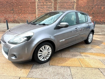 Used Renault Clio 2012 for sale - 79349157: Photo