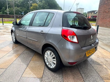 Used Renault Clio 2012 for sale - 79349157: Photo
