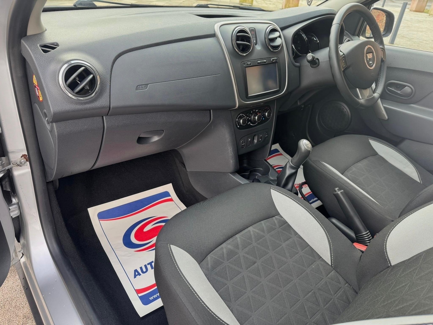 Used Dacia Sandero Stepway for sale - 77823943: Photo 38