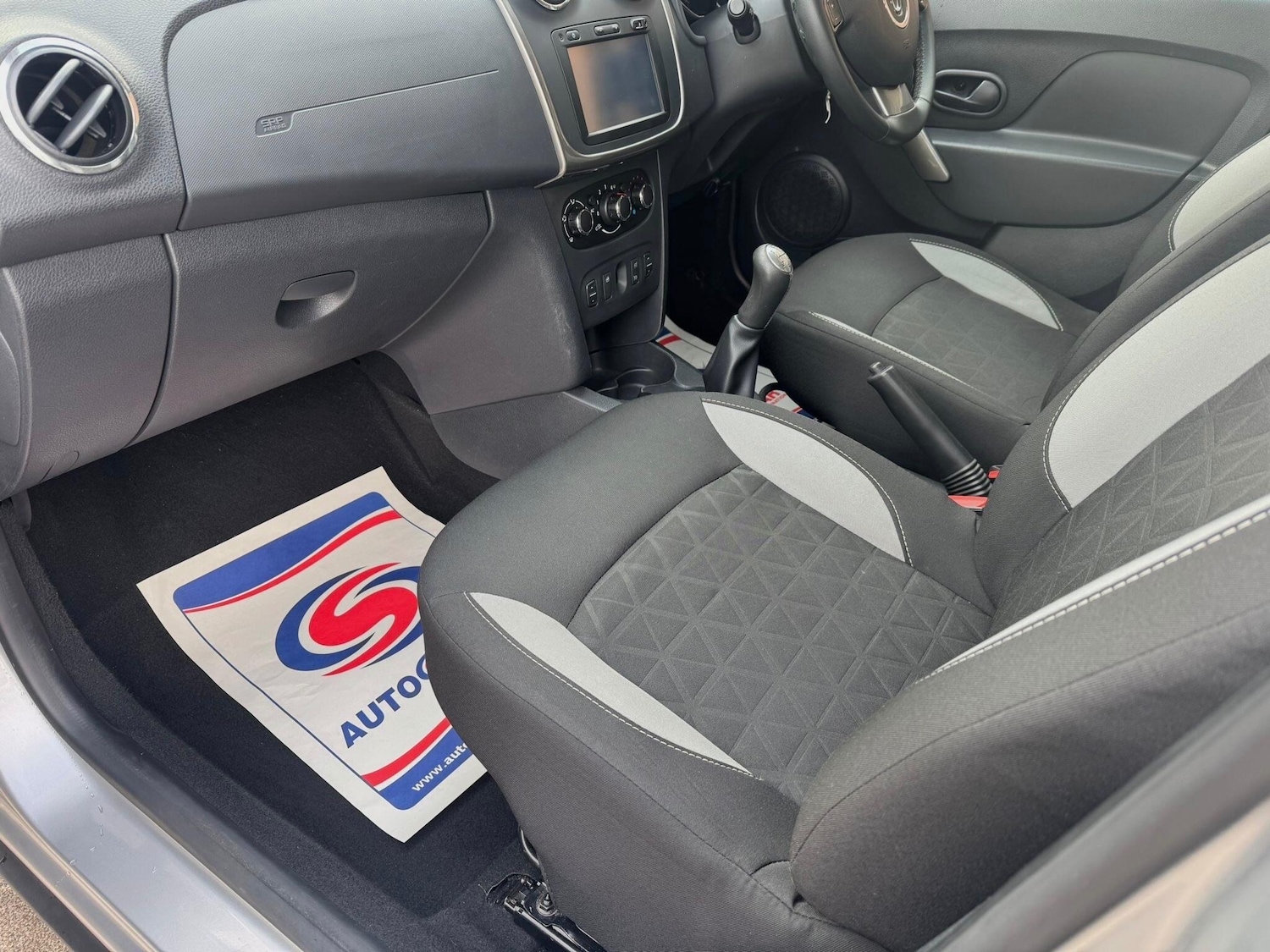 Used Dacia Sandero Stepway for sale - 77823943: Photo 39