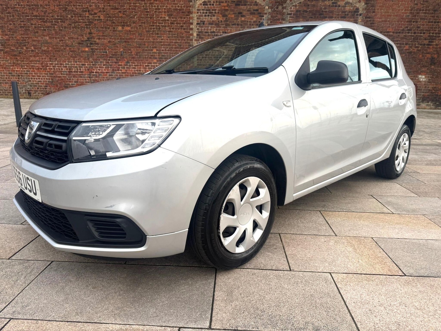 Used Dacia Sandero 2017 for sale - 77314783: Photo 10