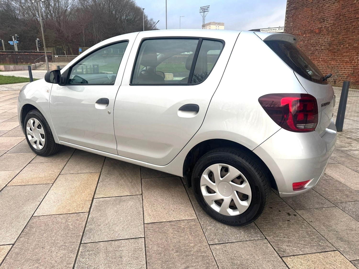 Used Dacia Sandero 2017 for sale - 77314783: Photo 11