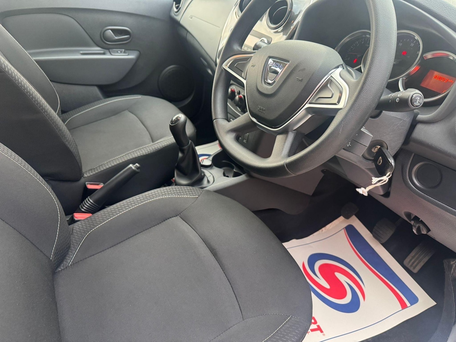 Used Dacia Sandero 2017 for sale - 77314783: Photo 18