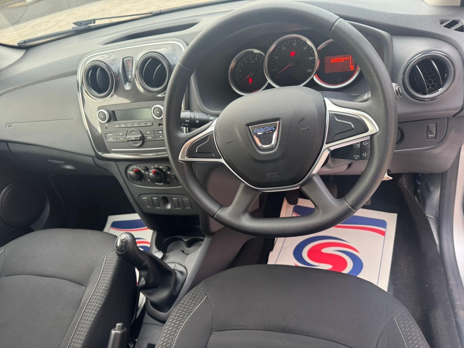 Used Dacia Sandero 2017 for sale - 77314783: Photo 30