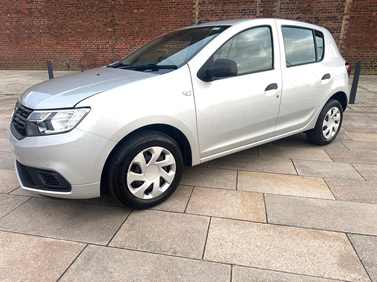 Used Dacia Sandero 2017 for sale - 77314783: Photo 8