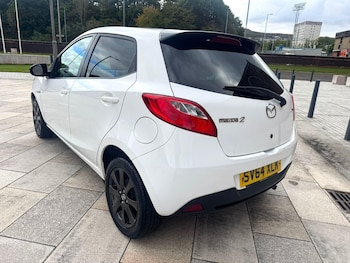 Used Mazda Mazda2 2014 for sale - 76031942: Photo