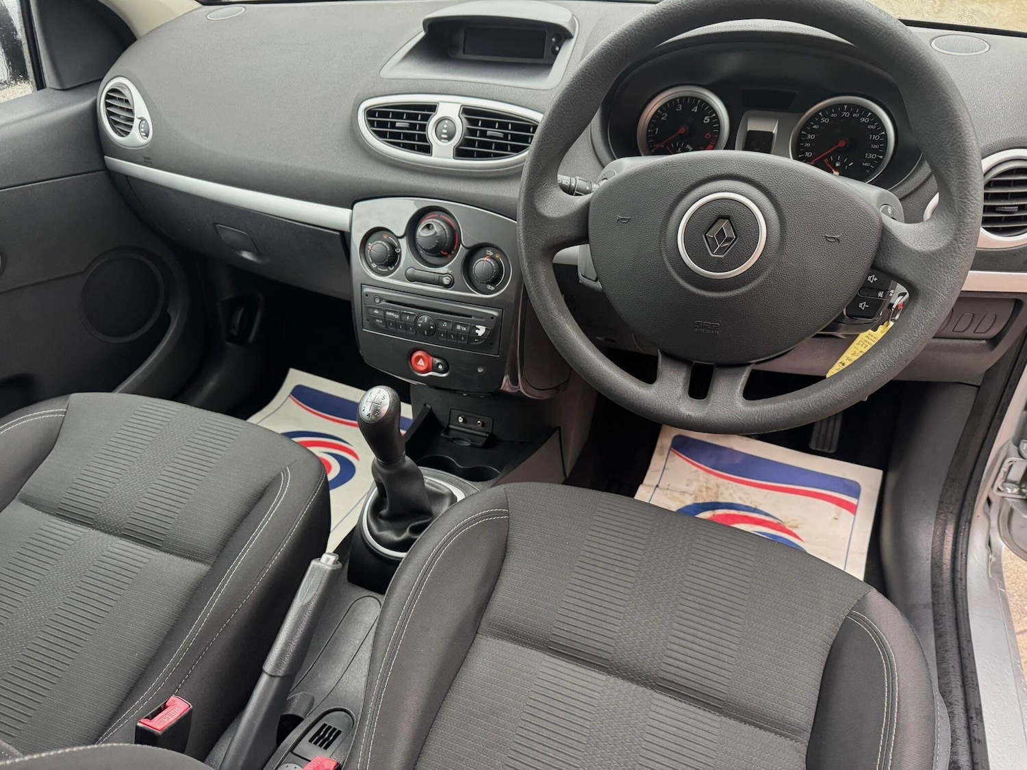 Used Renault Clio for sale - 76550874: Photo 22