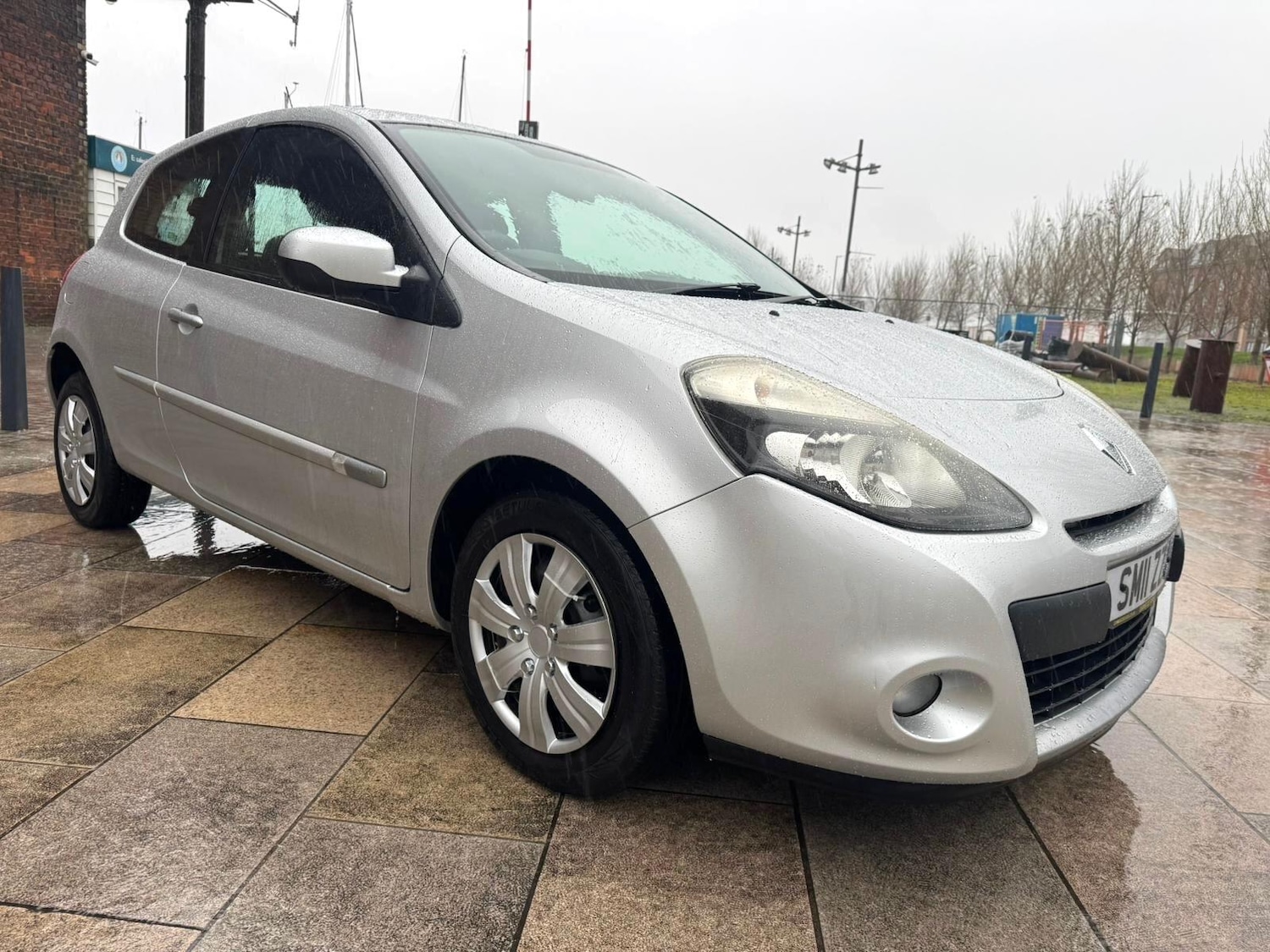 Used Renault Clio for sale - 76550874: Photo 5