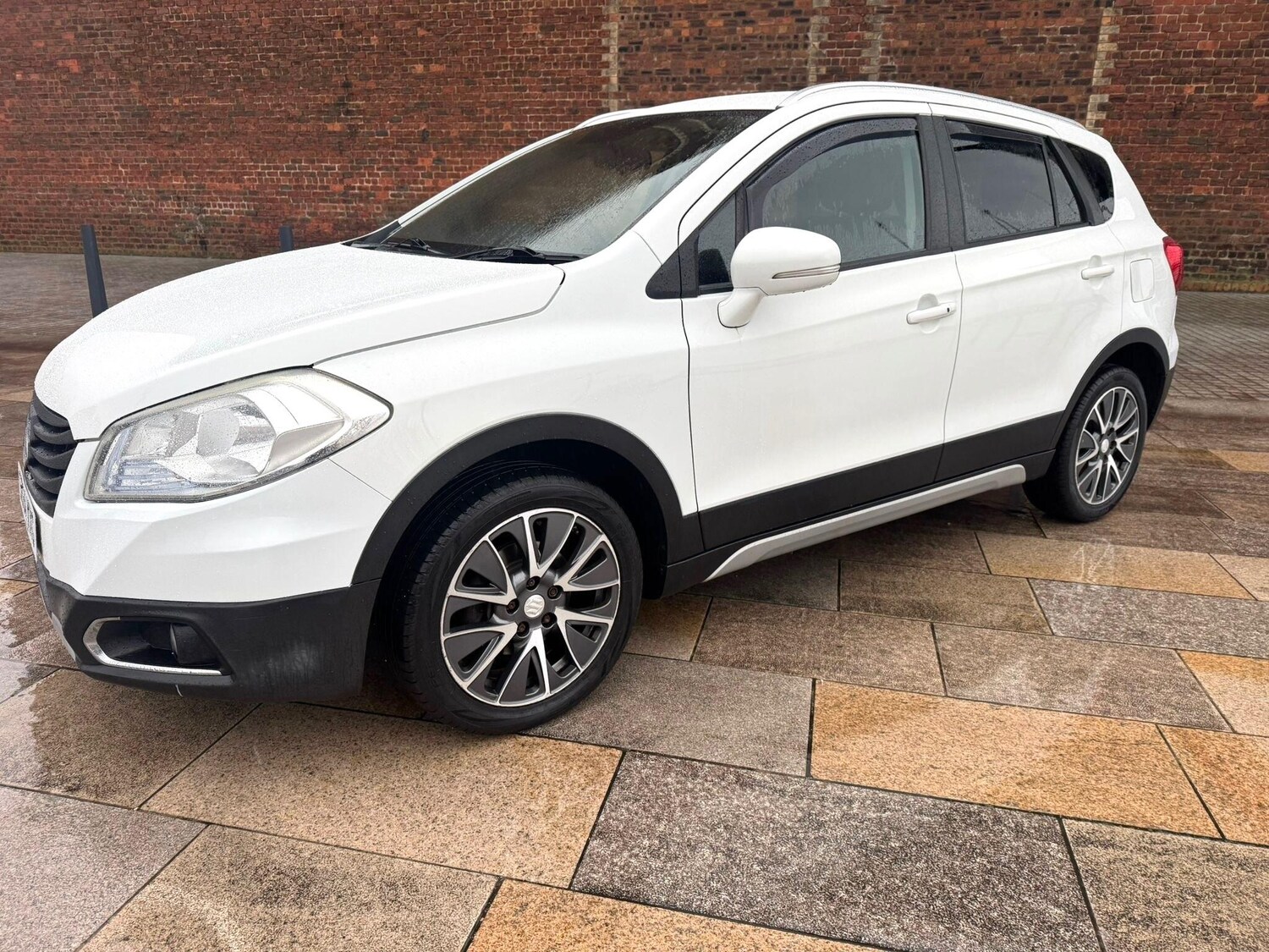 Used Suzuki SX4 S-Cross 2014 for sale - 76549957: Photo 11