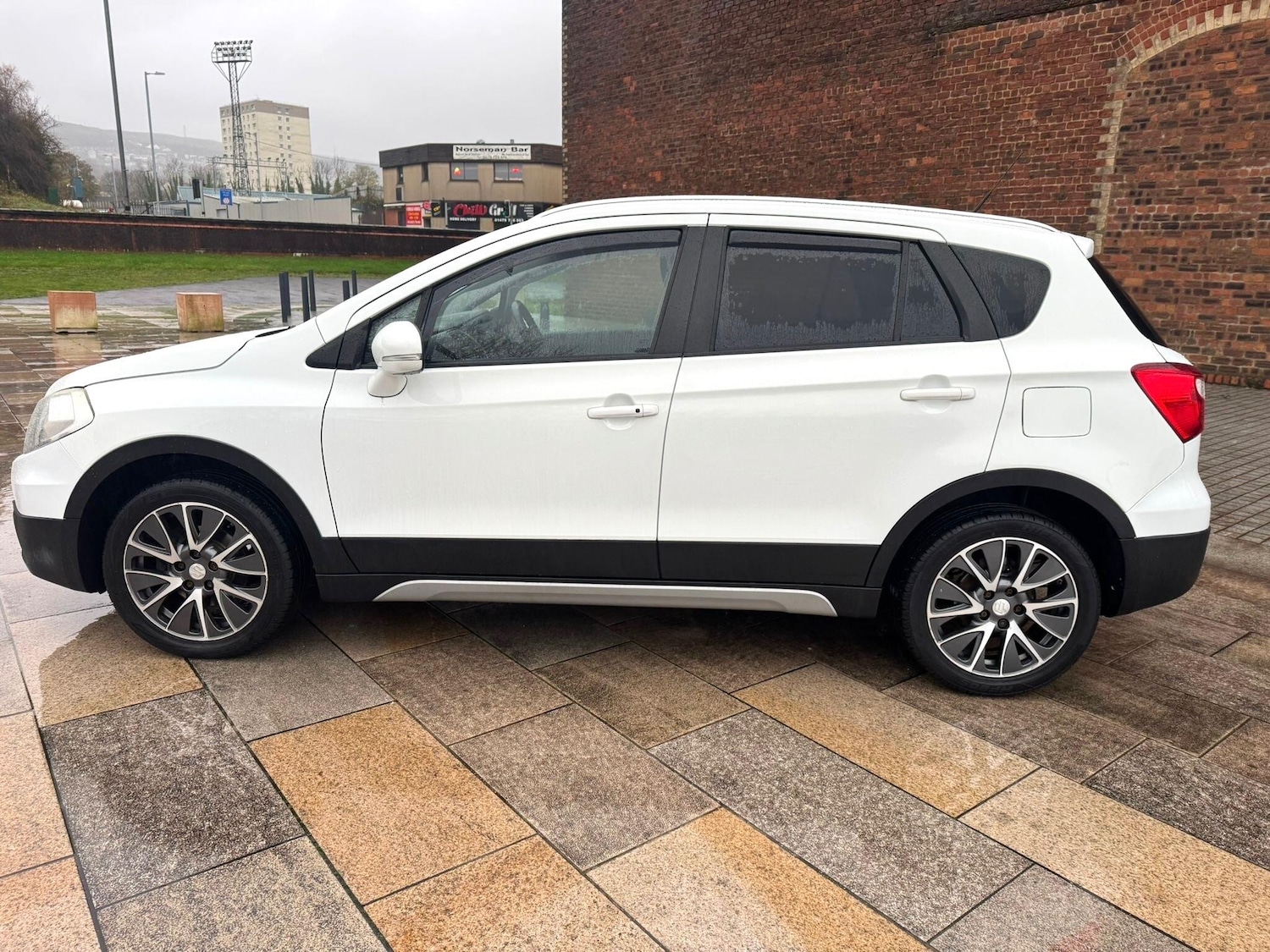 Used Suzuki SX4 S-Cross 2014 for sale - 76549957: Photo 13