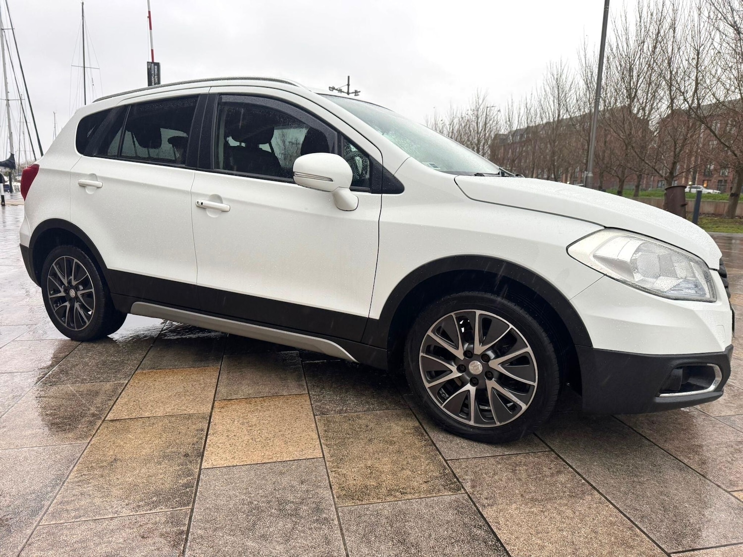 Used Suzuki SX4 S-Cross 2014 for sale - 76549957: Photo 6