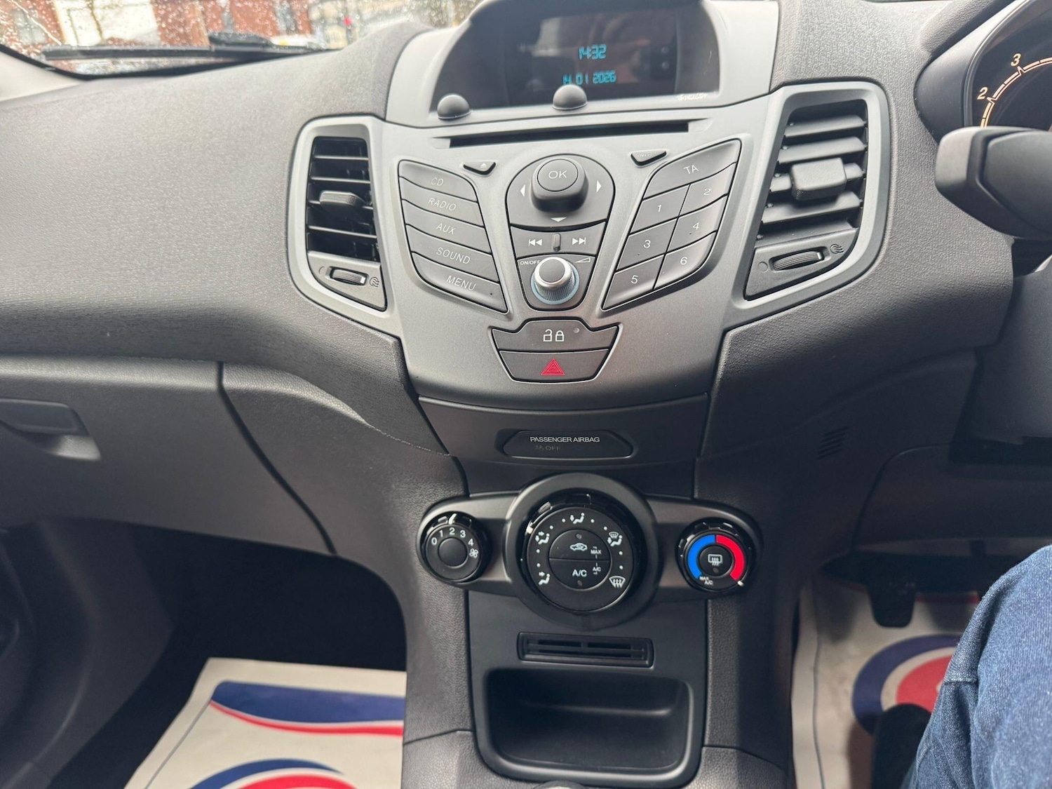 Used Ford Fiesta 2013 for sale - 77203067: Photo 30