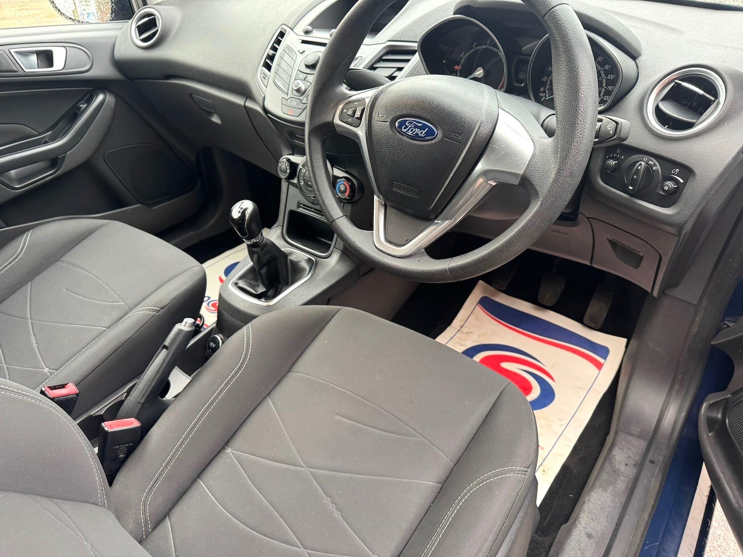 Used Ford Fiesta 2013 for sale - 77203067: Photo 38