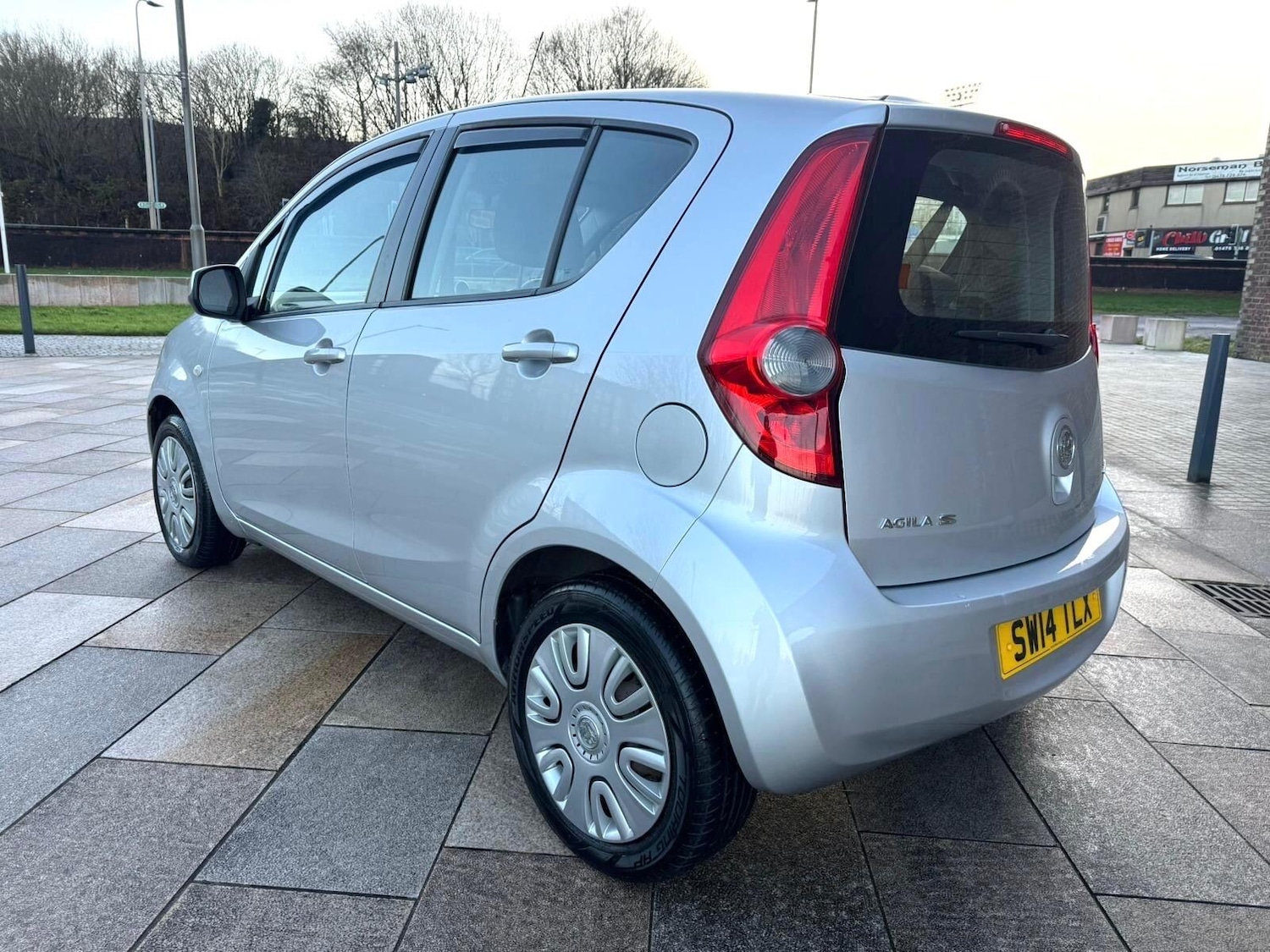 Used Vauxhall Agila 2014 for sale - 76926799: Photo 4