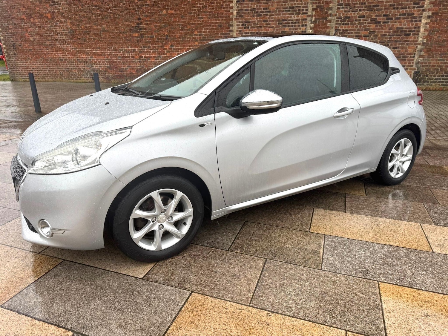 Used Peugeot 208 for sale - 77909813: Photo 12