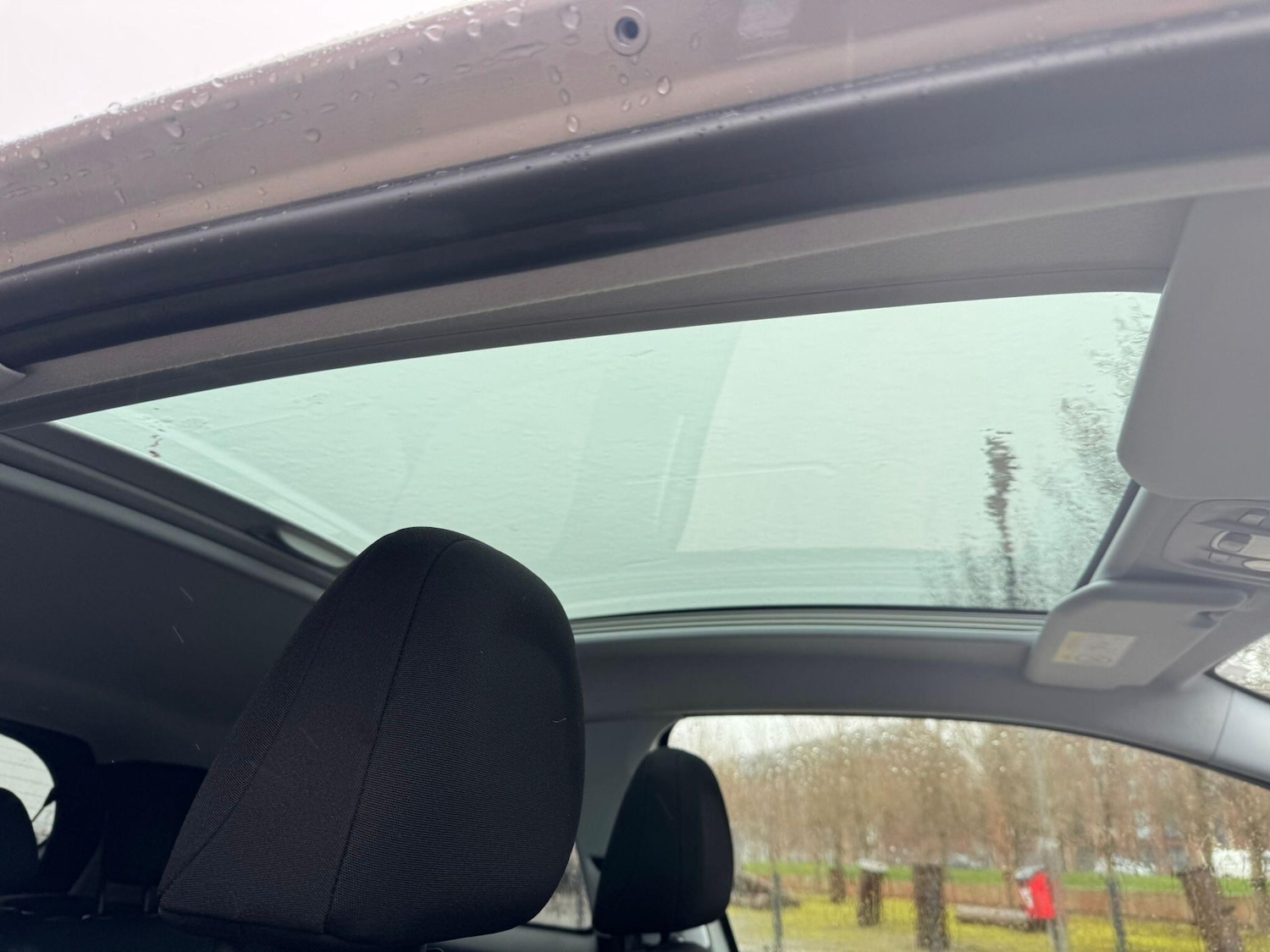 Used Peugeot 208 for sale - 77909813: Photo 30