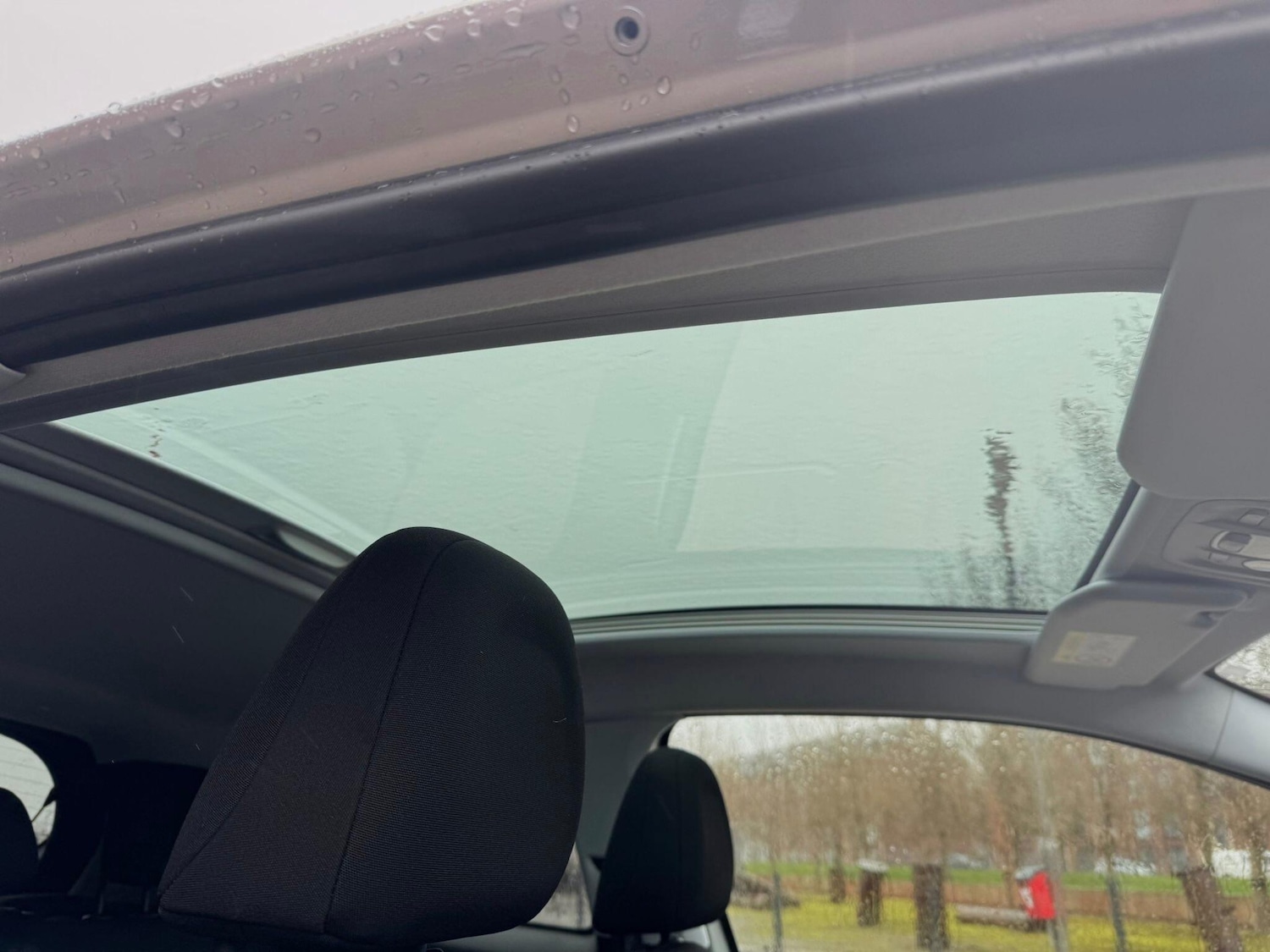 Used Peugeot 208 for sale - 77909813: Photo 31