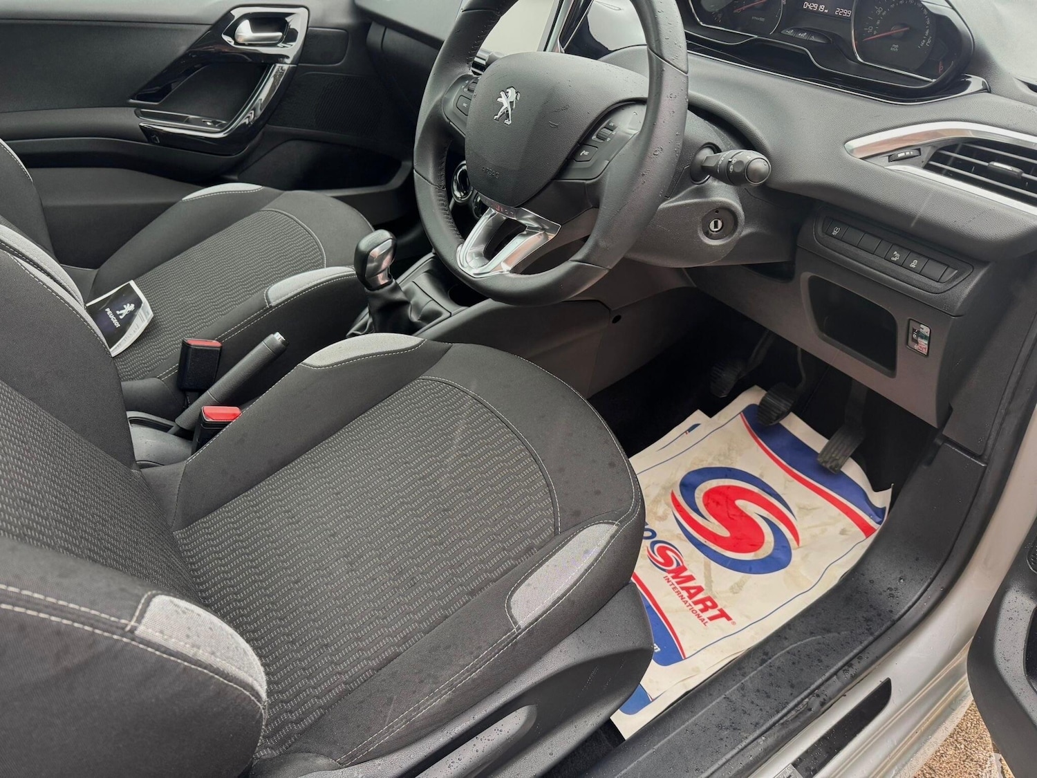 Used Peugeot 208 for sale - 77909813: Photo 32