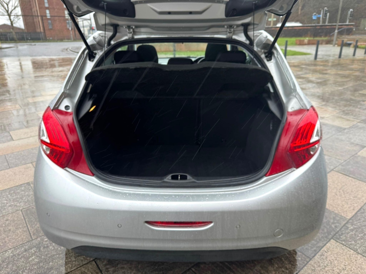 Used Peugeot 208 for sale - 77909813: Photo 38