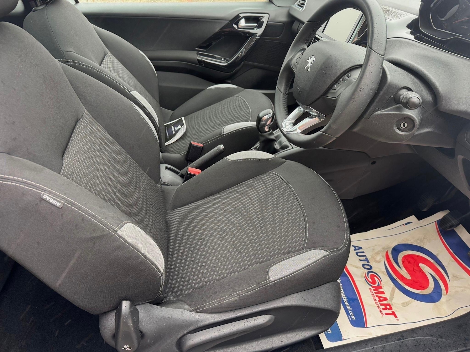 Used Peugeot 208 for sale - 77909813: Photo 39