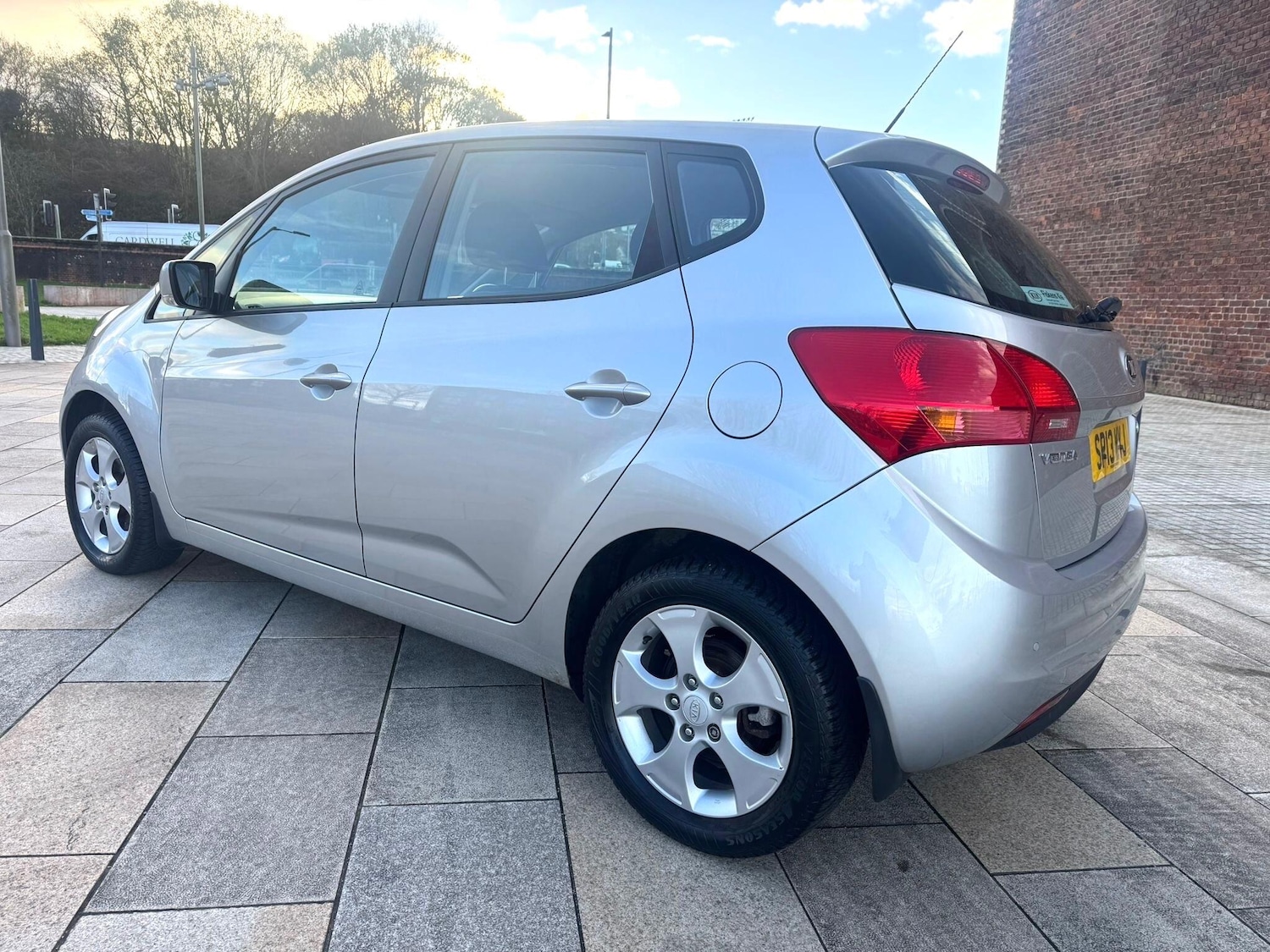 Used Kia Venga 2013 for sale - 76989959: Photo 17