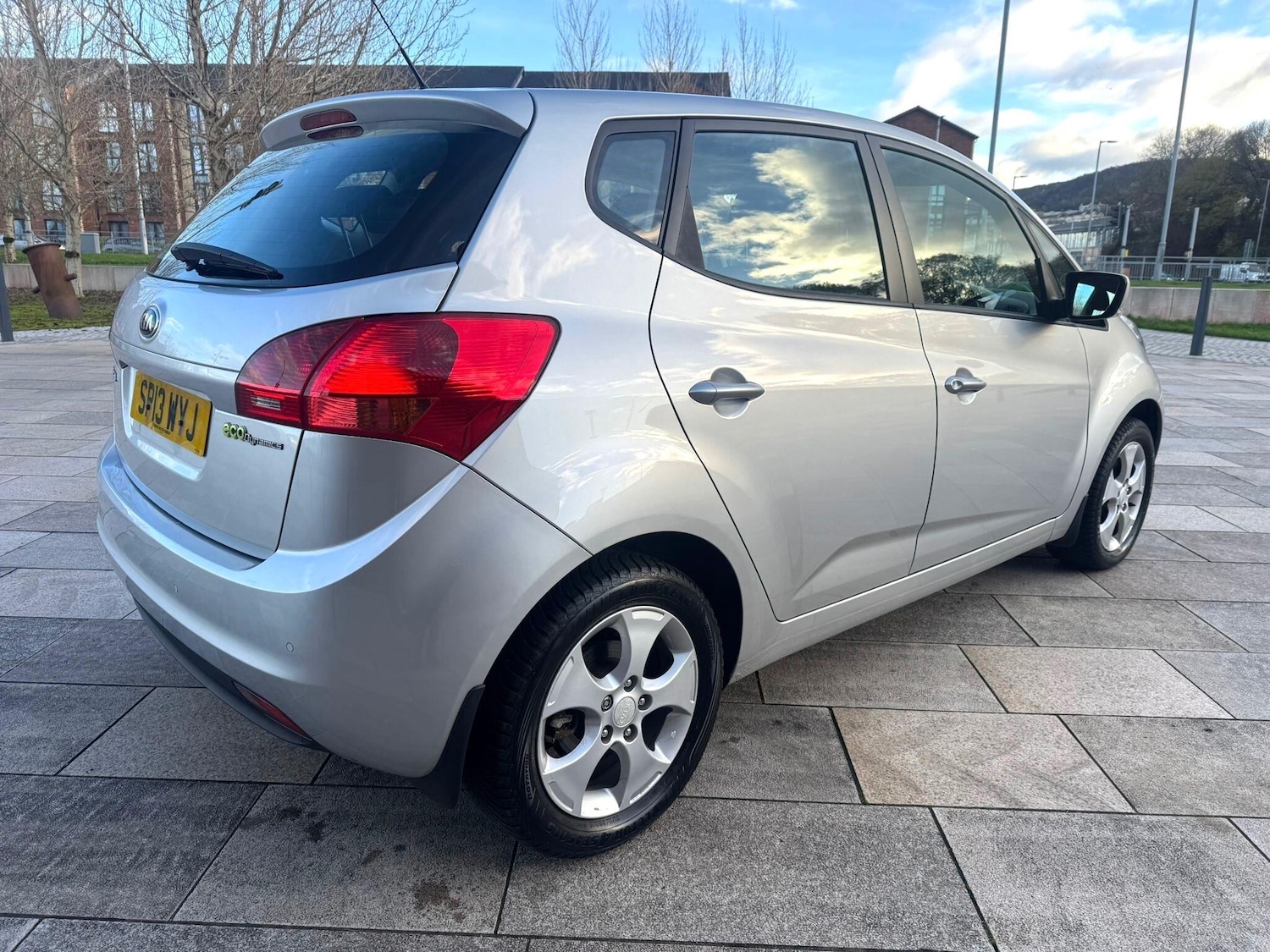 Used Kia Venga 2013 for sale - 76989959: Photo 23