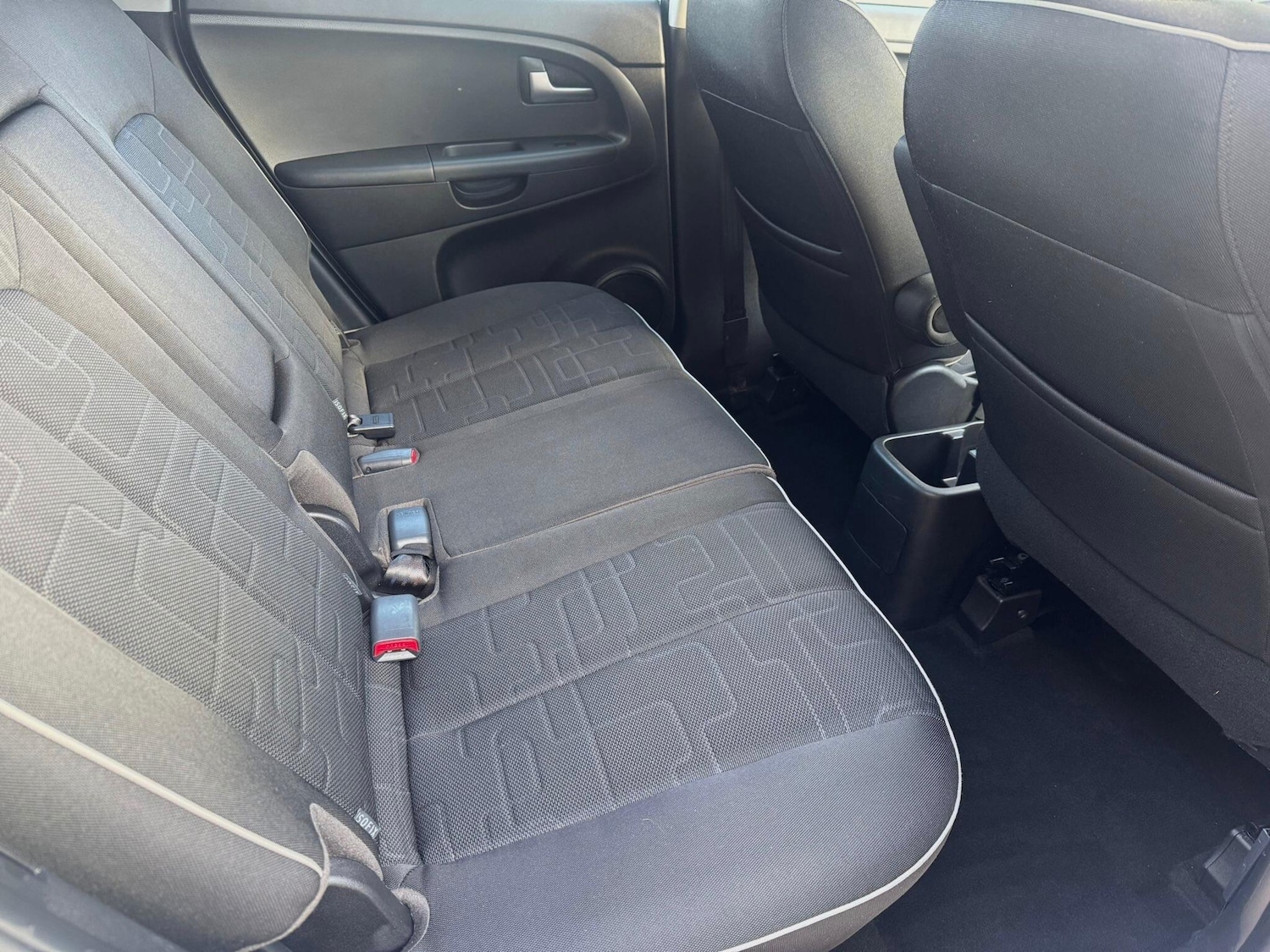 Used Kia Venga 2013 for sale - 76989959: Photo 30