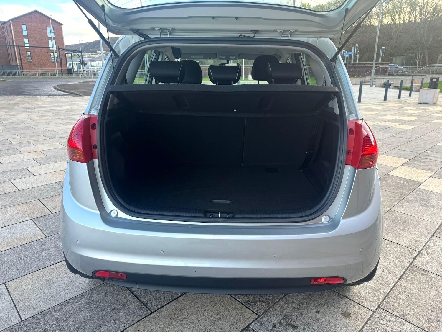 Used Kia Venga 2013 for sale - 76989959: Photo 33