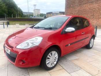 Used Renault Clio 2010 for sale - 74934956: Photo