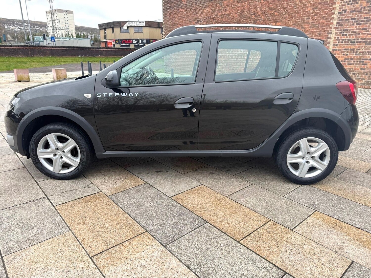 Used Dacia Sandero Stepway 2013 for sale - 78033915: Photo 16