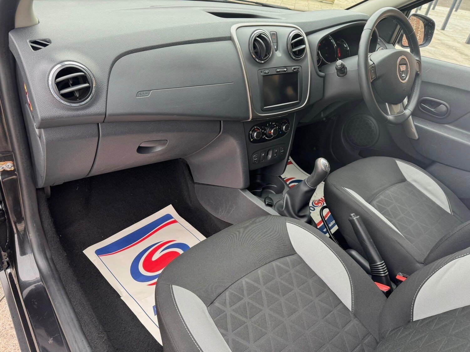 Used Dacia Sandero Stepway 2013 for sale - 78033915: Photo 23