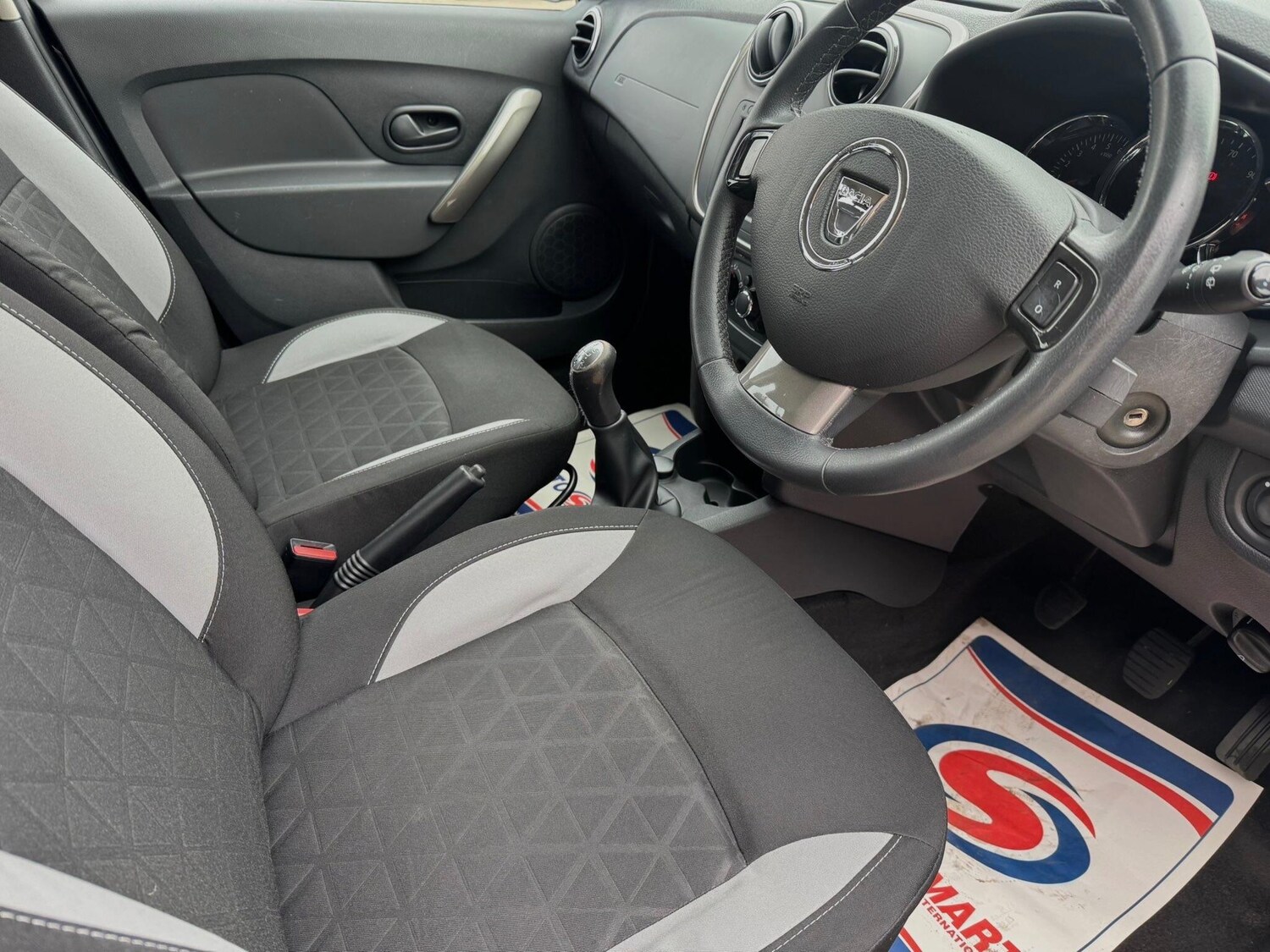 Used Dacia Sandero Stepway 2013 for sale - 78033915: Photo 24