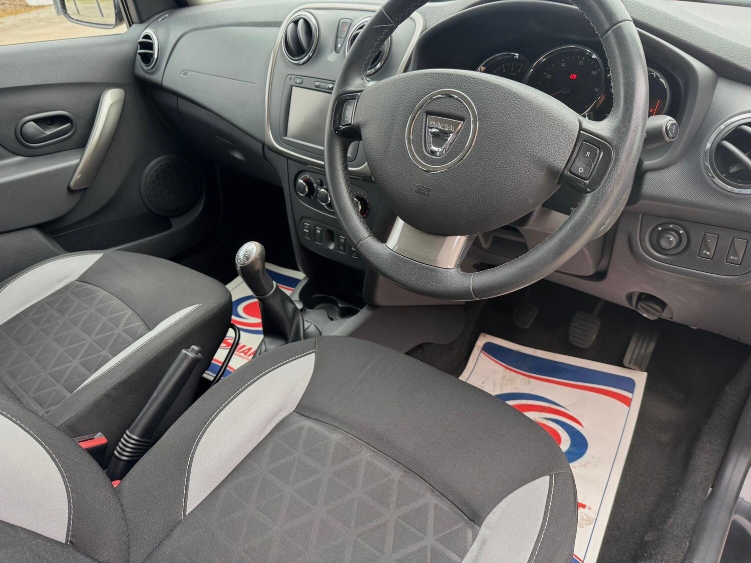 Used Dacia Sandero Stepway 2013 for sale - 78033915: Photo 26