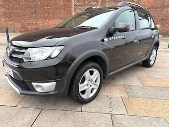 Used Dacia Sandero Stepway 2013 for sale - 78033915: Photo