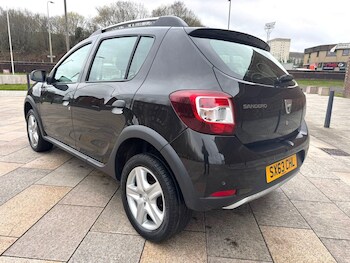 Used Dacia Sandero Stepway 2013 for sale - 78033915: Photo