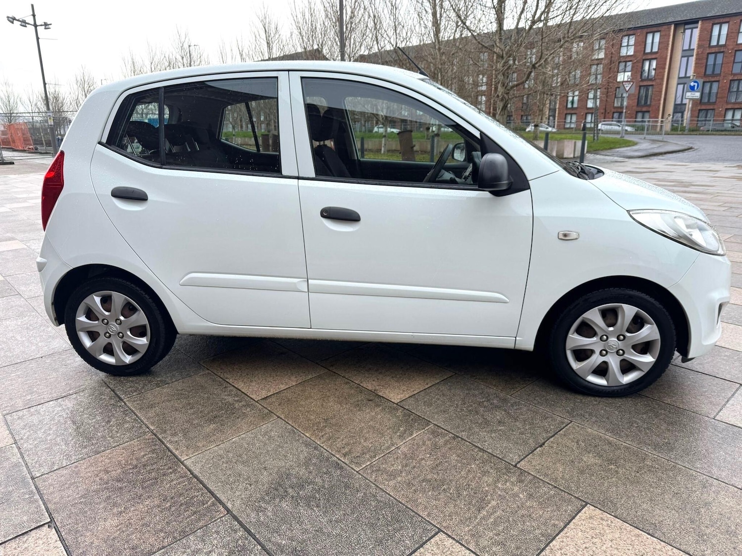 Used Hyundai i10 2012 for sale - 77400432: Photo 14