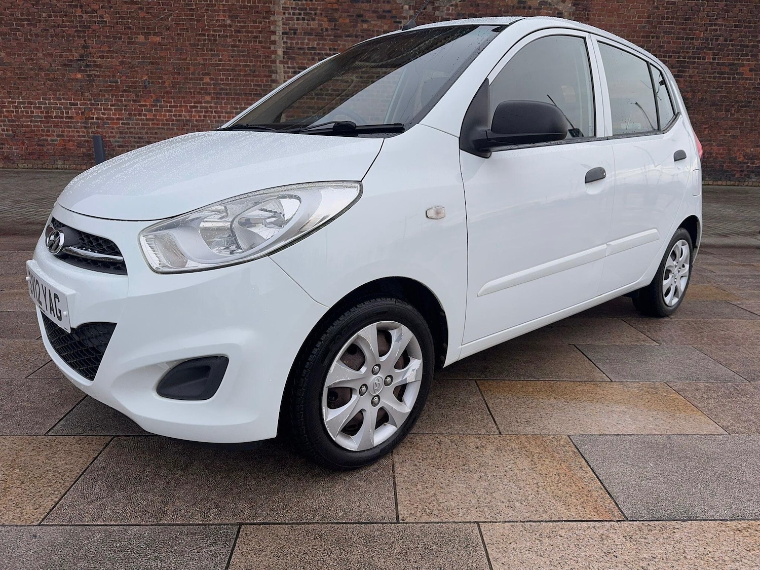 Used Hyundai i10 2012 for sale - 77400432: Photo 3