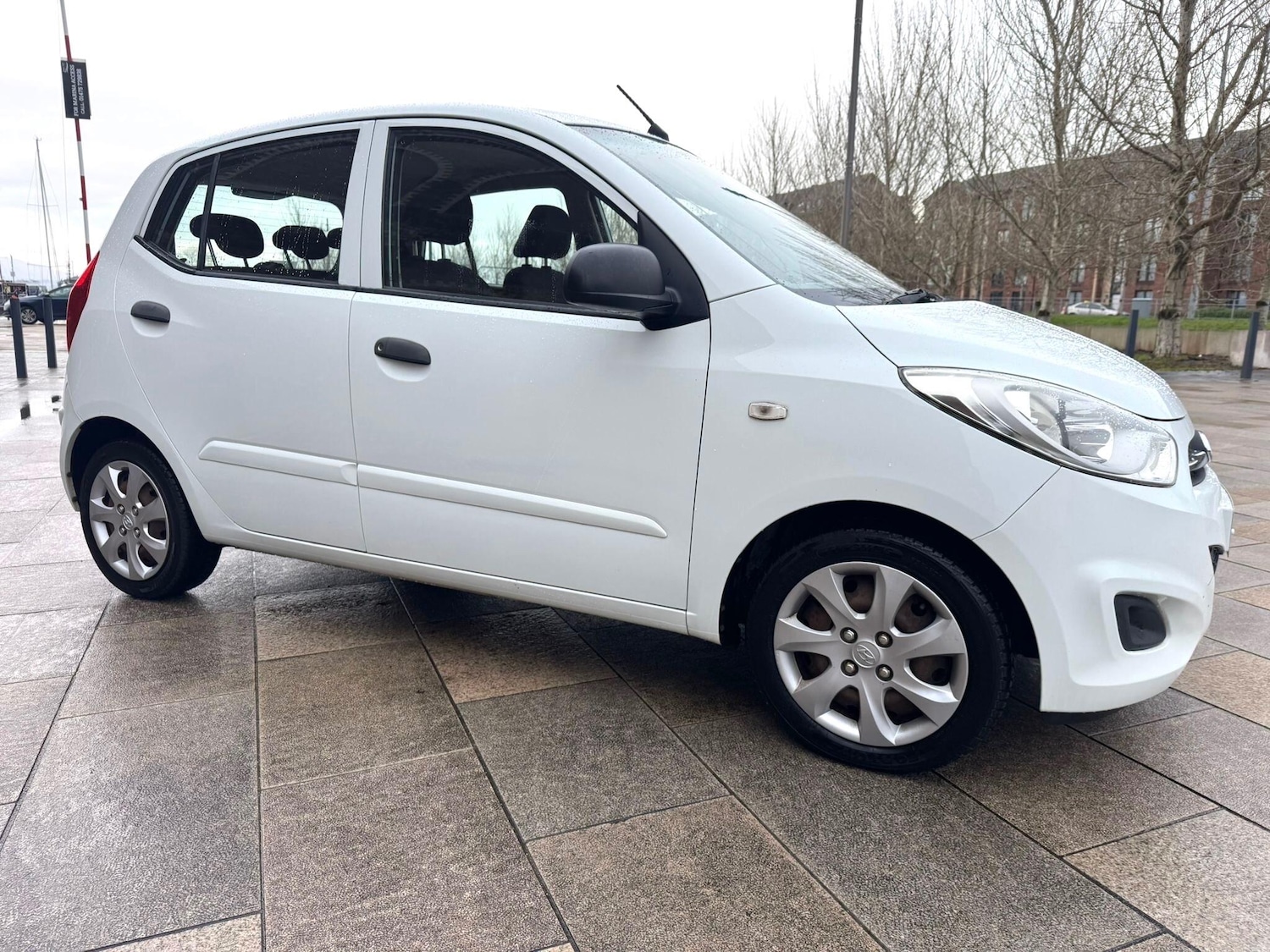 Used Hyundai i10 2012 for sale - 77400432: Photo 6