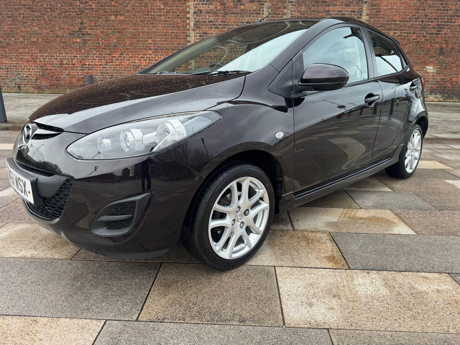 Used Mazda Mazda2 for sale - 77510947: Photo 3