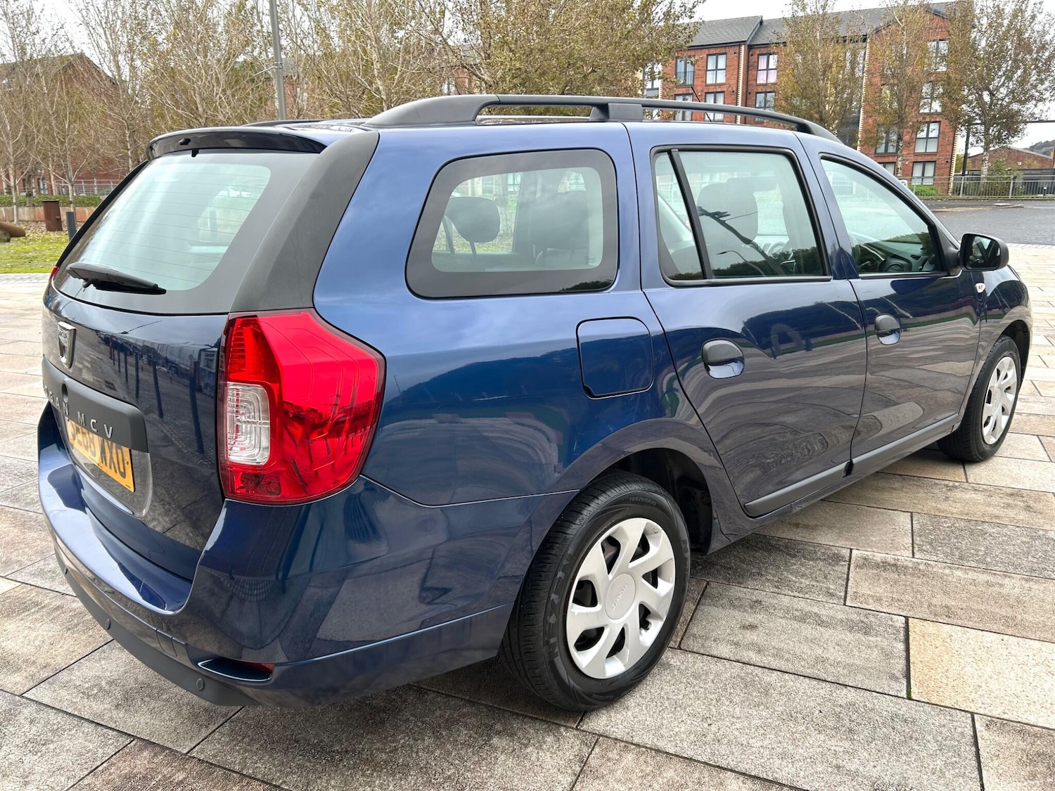 Used Dacia Logan MCV 2019 for sale - 76337483: Photo 15
