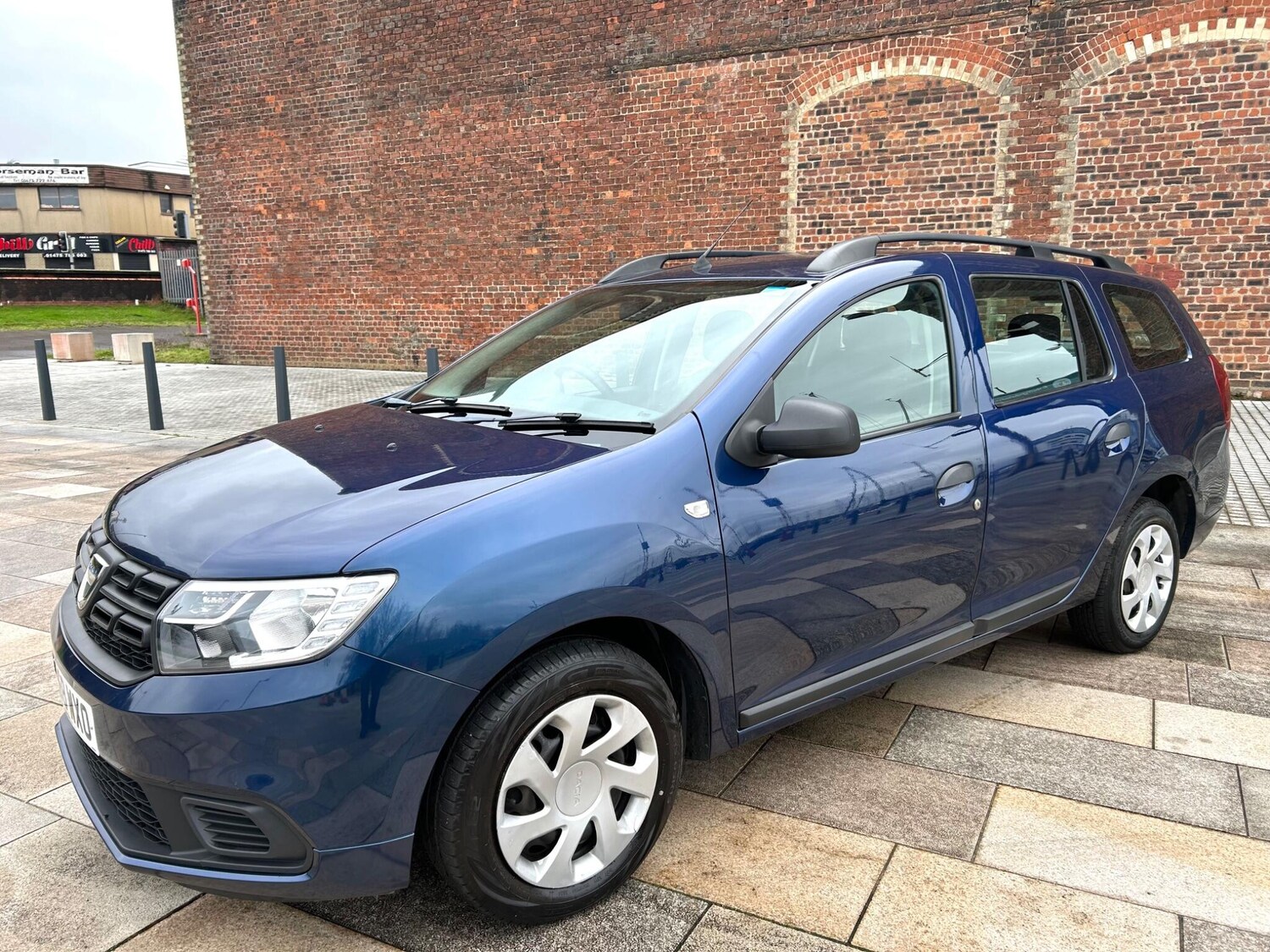 Used Dacia Logan MCV 2019 for sale - 76337483: Photo 3
