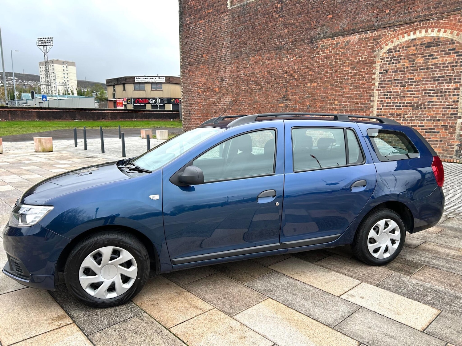 Used Dacia Logan MCV 2019 for sale - 76337483: Photo 8