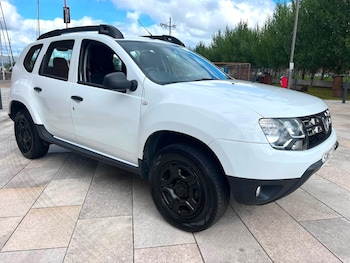 Used Dacia Duster 2017 for sale - 79590539: Photo