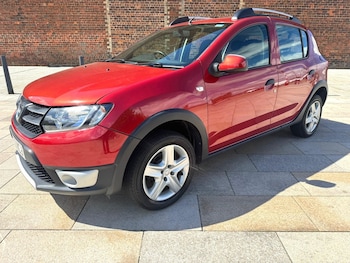 Used Dacia Sandero Stepway 2013 for sale - 78535918: Photo