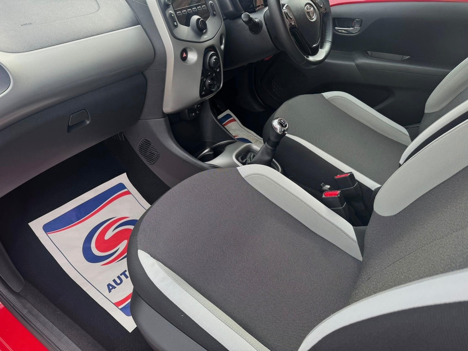 Used Toyota AYGO 2016 for sale - 78073257: Photo 28