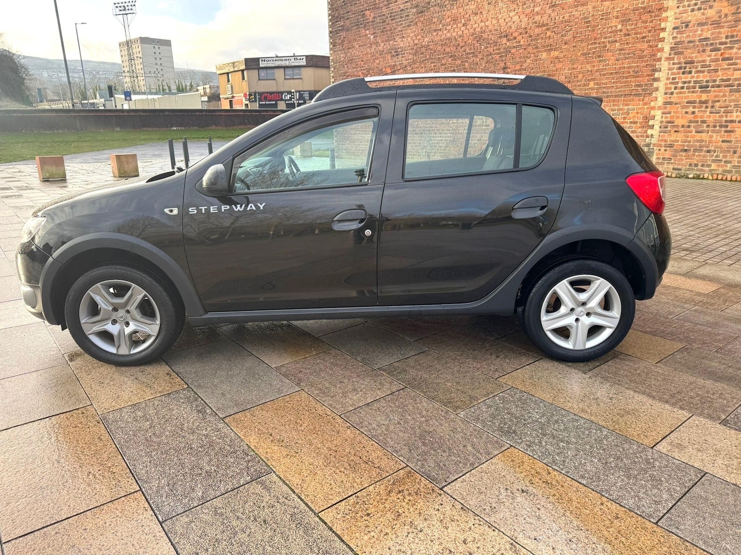 Used Dacia Sandero Stepway 2013 for sale - 77163358: Photo 16