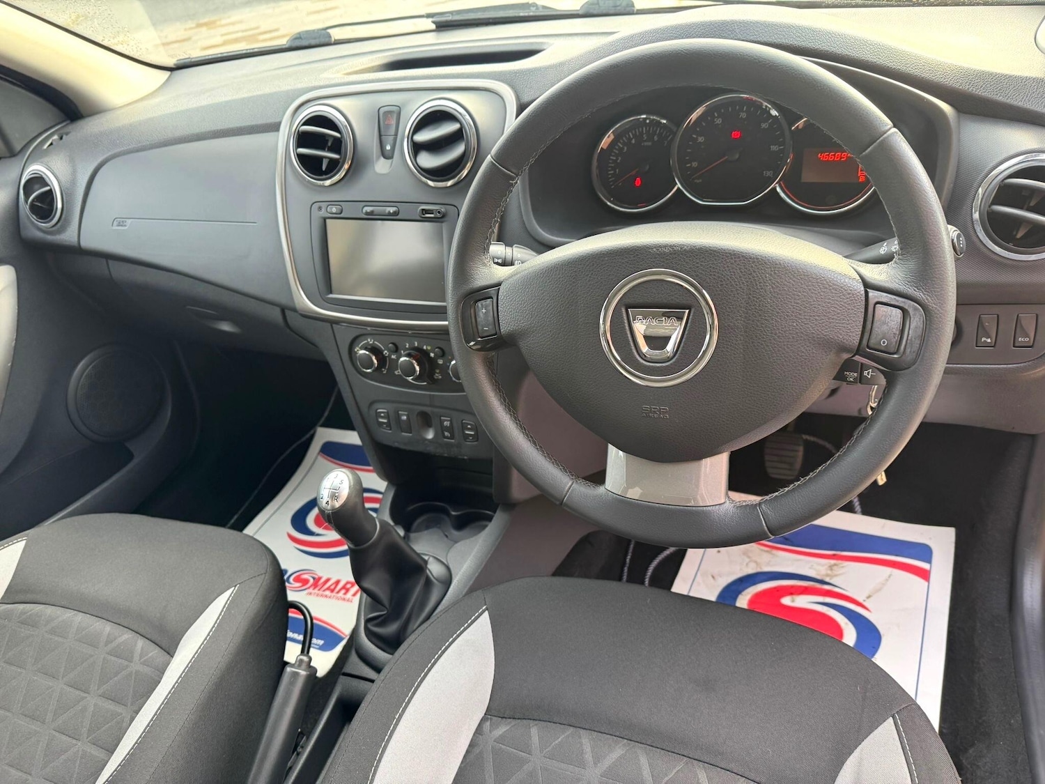 Used Dacia Sandero Stepway 2013 for sale - 77163358: Photo 25