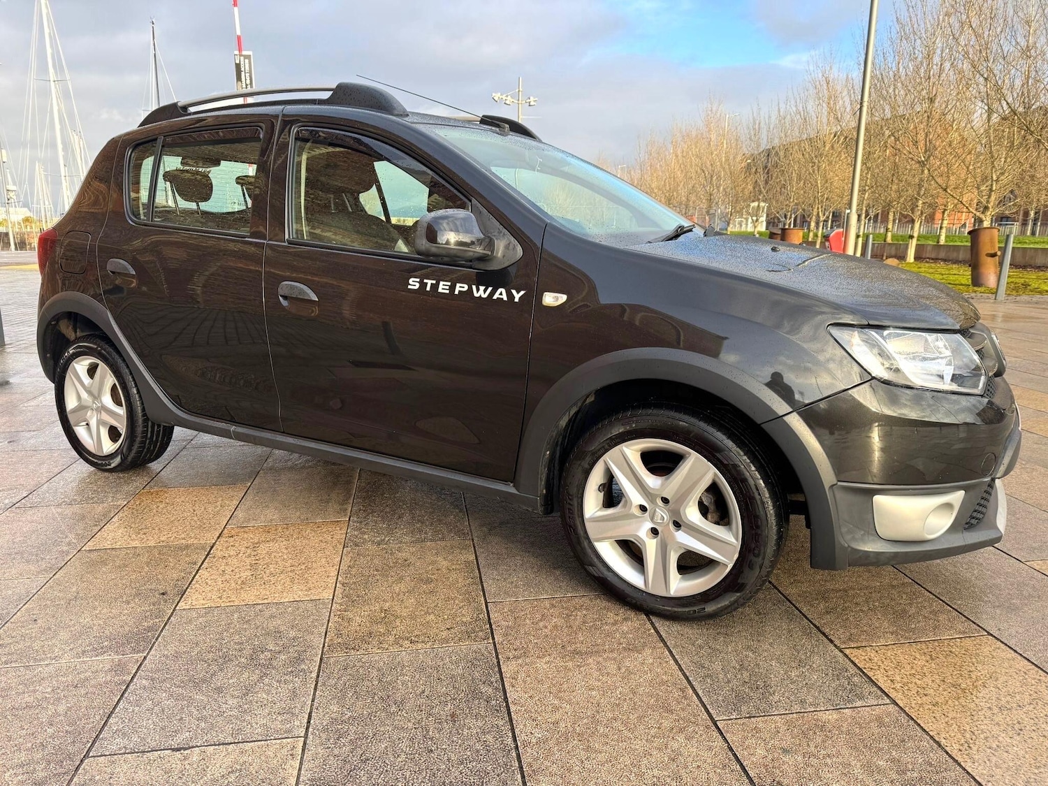 Used Dacia Sandero Stepway 2013 for sale - 77163358: Photo 5